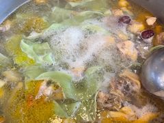 -一席地·本地鸡窝·杭帮鸡火锅(萧山银隆百货店)