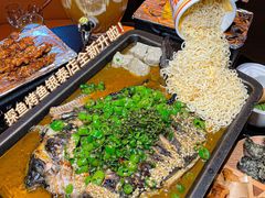 -探鱼·鲜青椒爽麻烤鱼(银泰城店)