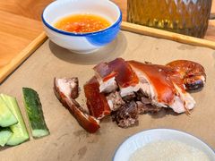 -小白的·非遗东方烤乳猪·海南菜连锁餐厅(椰梦长廊外贸路店)