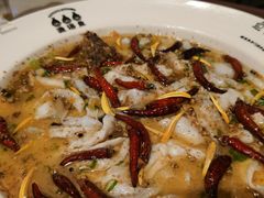 -渔语鱼新川菜Bistro(万象天地店)