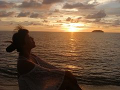 -Sunset Bar(丹绒亚路香格里拉店)