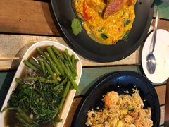 餐具摆设-Doo Dee Thai Food(Issan/Isaan/Esan)