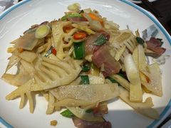 -民间瓦缸煨汤館(嵩山路店)
