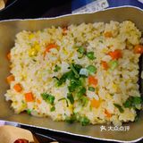        万象城湖边的撸串打卡地 坐在窗边可以看