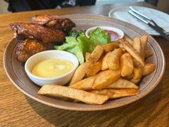 香炸鸡翅配薯条-Money Shops(愚园路店)