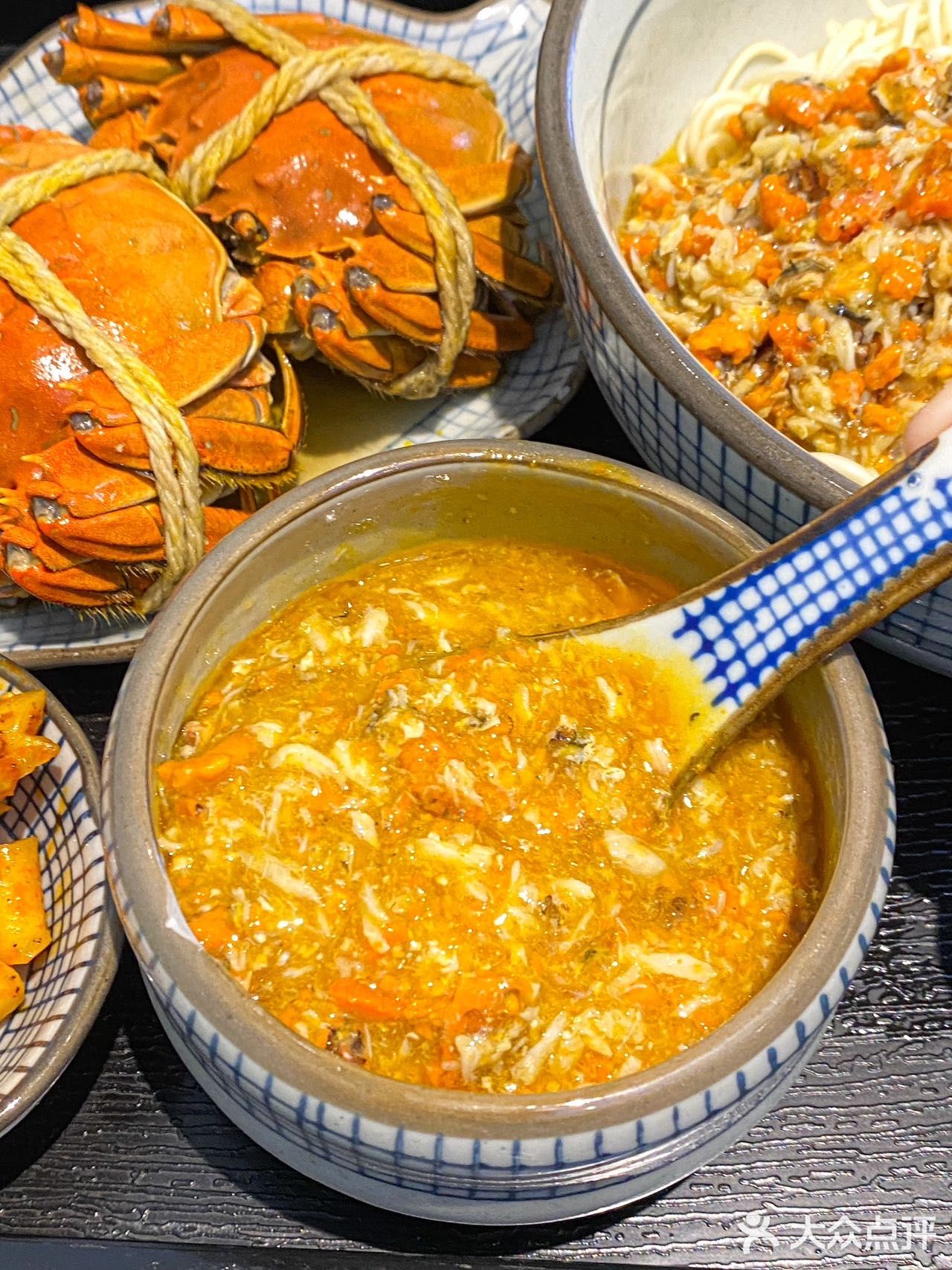 成都12只蟹做一碗蟹黄捞面‼️盆都舔干净了！ 