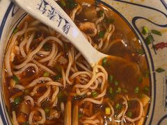 -陇上秦轩西安biangbiang面(朝龙汇店)