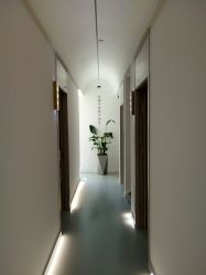 -赫本轻奢美颜中心