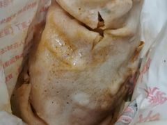 素卷馍加把子肉和卤蛋-安徽阜阳卷馍(西单店)