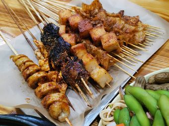 小东北麻辣烫烧烤城