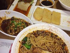 -蓉李记成都名小吃(武汉菱角湖万达店)
