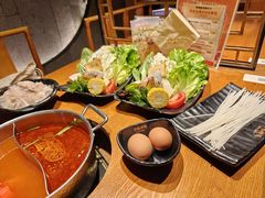 -呷哺呷哺(普陀乐购真北店)