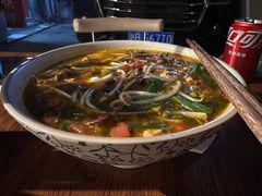-粉八·云南米线·建水烧烤(常熟路店)