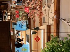 -蜜桃餐厅·伴山(湖滨商业街店)