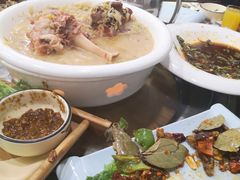 -雪乡阁东北农家菜(颛桥约好休闲街店)