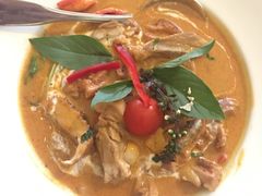 -Thai Pothong Restaurant