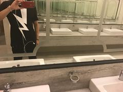 -王权免税店(普吉市区店)