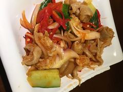 东大秘制青柠凤爪-盱眙小龙虾(天虹店)