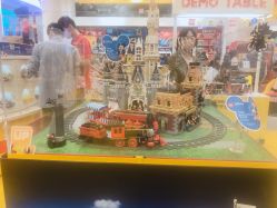 -乐高品牌旗舰店(人民广场店)