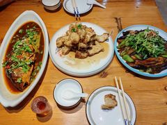 -快乐老家三鲜饺子东北菜(南六中路店)