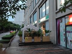 -龙治汉堡(中华城店)
