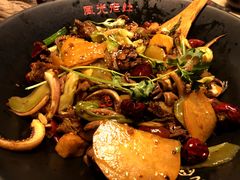 老灶麻辣香锅-风光老灶麻辣香锅(大成路翠微百货店)