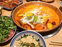 -洱火云南酸菜牛肉火锅(石景山当代商城店)