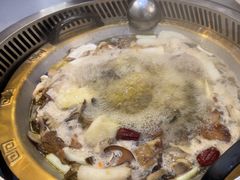 -野菌园·野生菌火锅首创第一家(关兴路总店)