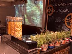 -怡咖啡海鲜自助餐厅(浦东香格里拉店)