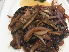 洋葱炒长鱼丝-双东酒店(东关街店)