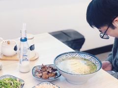 青椒肉丝-朱洪元苏式面馆(绿宝广场店)