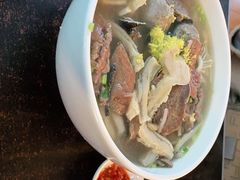 -潮镇老尾牛杂(环城西路店)