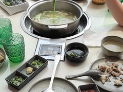 -喃喃椰·糟粕醋·椰子鸡火锅(七堡花园店)