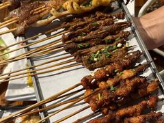 -李双猪·小龙虾·烧烤·羊肉煲(乐山店)