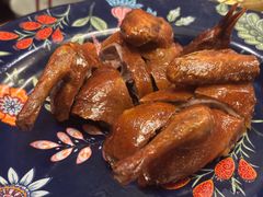招牌乳鸽（八仙乳鸽）-誉八仙粤菜(万象天地店)