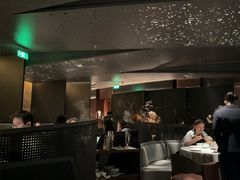 -左庭右院鲜牛肉火锅黑金店(陆家嘴中心店)