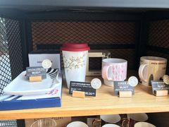 零售区-COSTA COFFEE(上海虹口公园店)