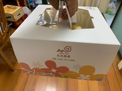 -花花卷卷·鲜食蛋糕(静安久光百货店)
