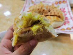 菠萝包-五洞大众牛餐馆(番禺分店)
