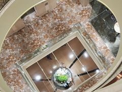 -上海波特曼丽思卡尔顿酒店