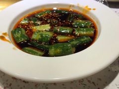 刮皮黄瓜-老佛爷铜炉蛙锅(挂绿店)