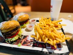 -The Habit Burger Grill 哈比特汉堡(复兴soho店)