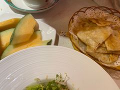 -小鱼小牛·鱼牛干锅·脆鱼火锅(世欧广场店)