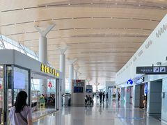 -麦当劳(鄂尔多斯机场店)