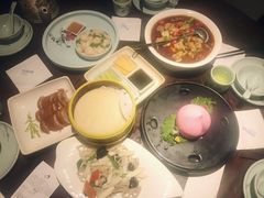 -韵秋荷(宝山龙湖天街店)