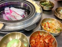 -釜山火炉·海鲜烤肉(紫藤路店)