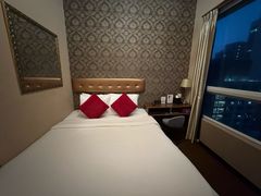 -香港华美达海景酒店