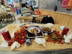 -江城燕子大排档(江汉路步行街店)