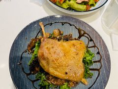 -潮一不贰·法式甜品·生日蛋糕·西式简餐(外滩店)