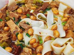 牛腩牛肚宽粉-覃肥叔桂林米粉(粮道街店)